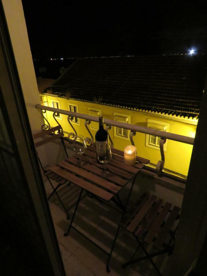 Tejo House River Lisbon Almada Exterior photo